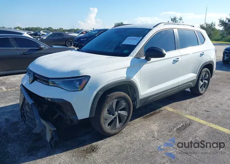 2025 Volkswagen Taos 1.5T S z USA, uszkodzony, nr VIN 3VV5C7B2XSM013800